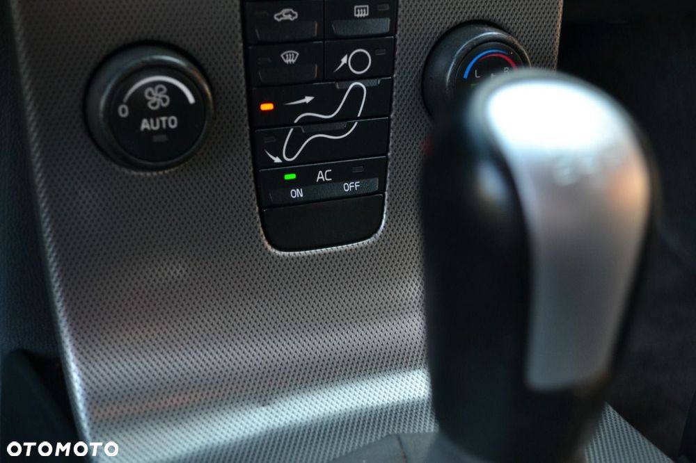 Volvo V50 - 15