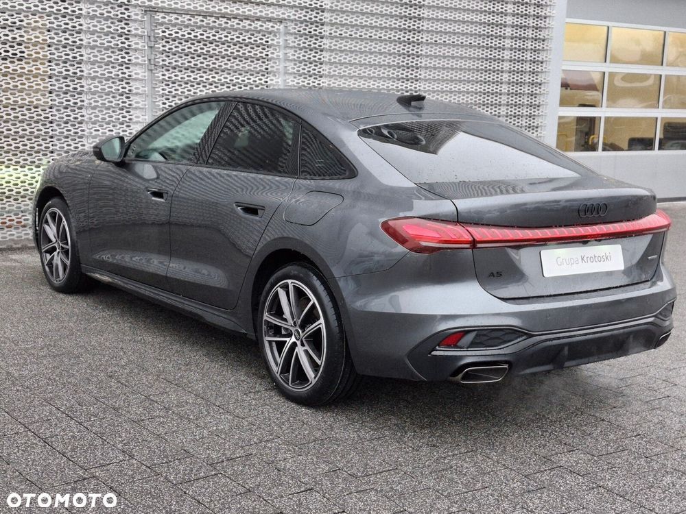 Audi A5 Limousine - 6