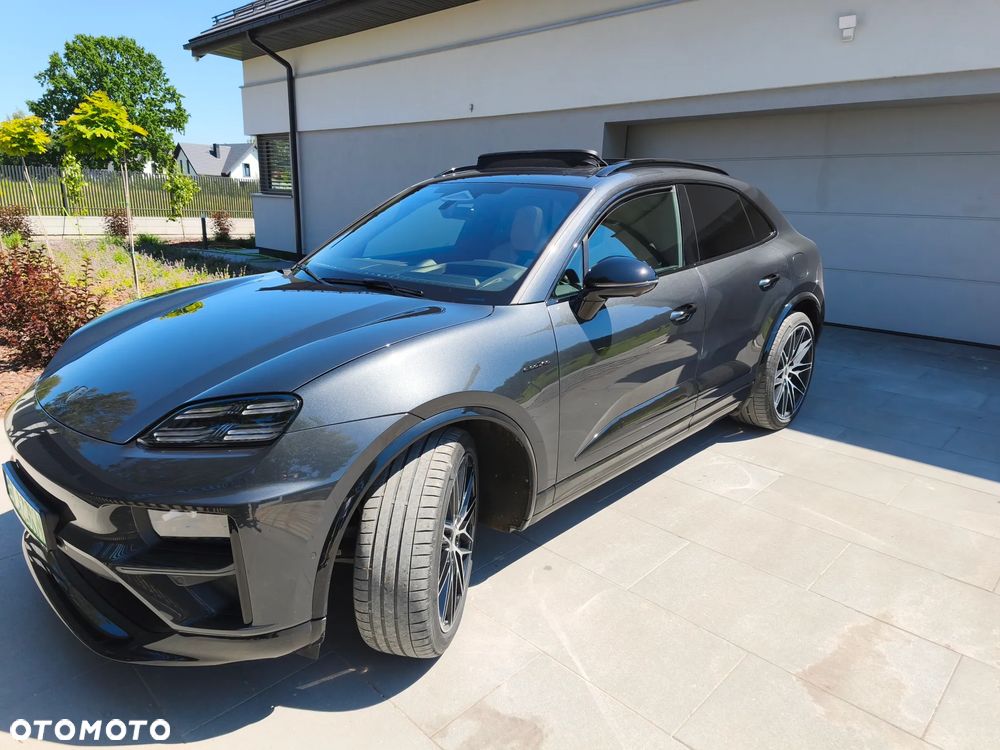 Porsche Macan - 11