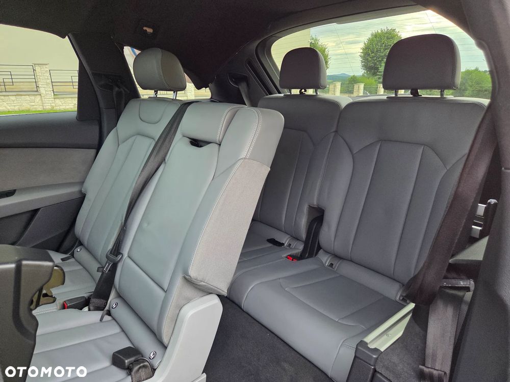 Audi Q7 - 30