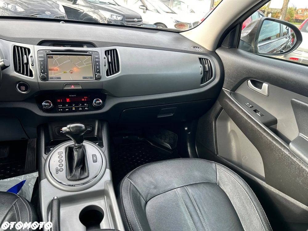 Kia Sportage 2.0 CRDI 184 4WD Automatik Spirit - 29