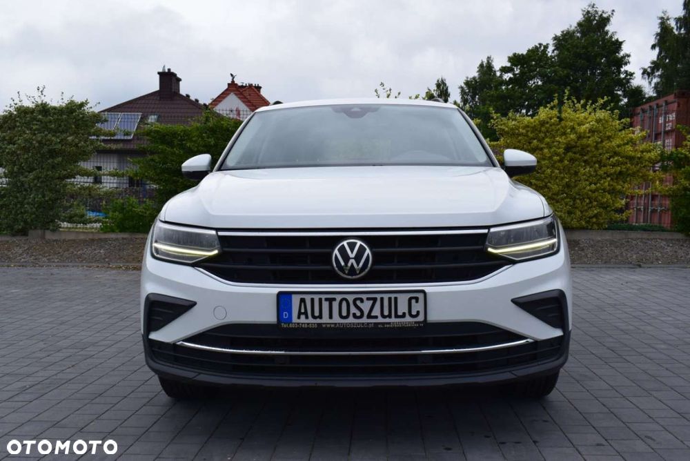 Volkswagen Tiguan - 4