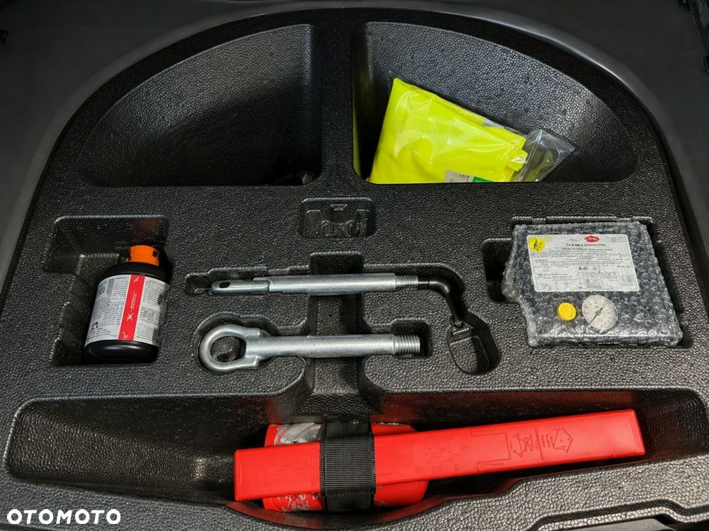 Toyota Corolla - 21