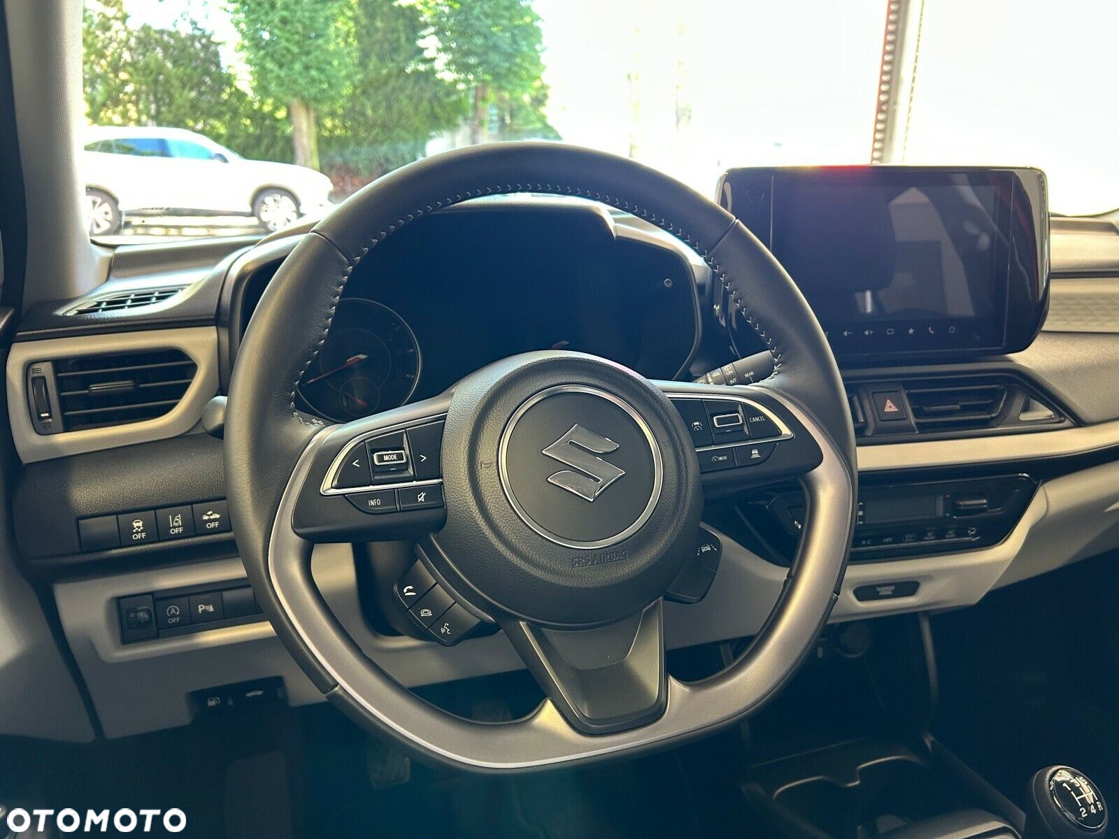 Suzuki Swift - 10