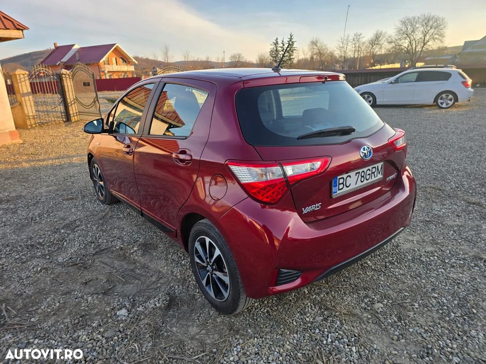 Toyota Yaris 1.5 VVT-i HSD Active - 9