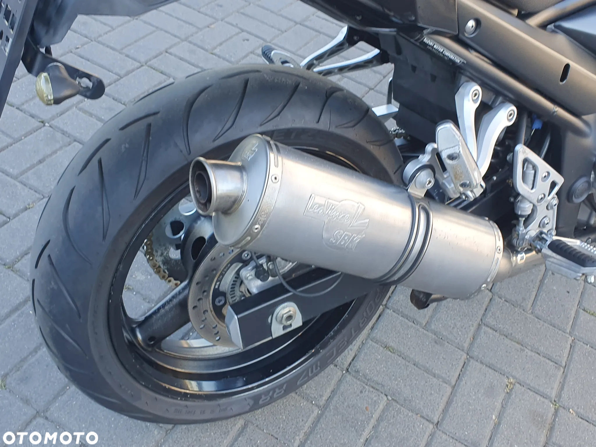 Suzuki Bandit - 19