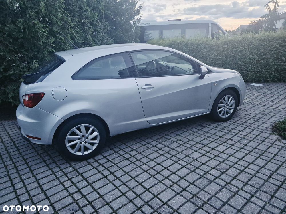 Seat Ibiza SC 1.4 16V Entry - 4