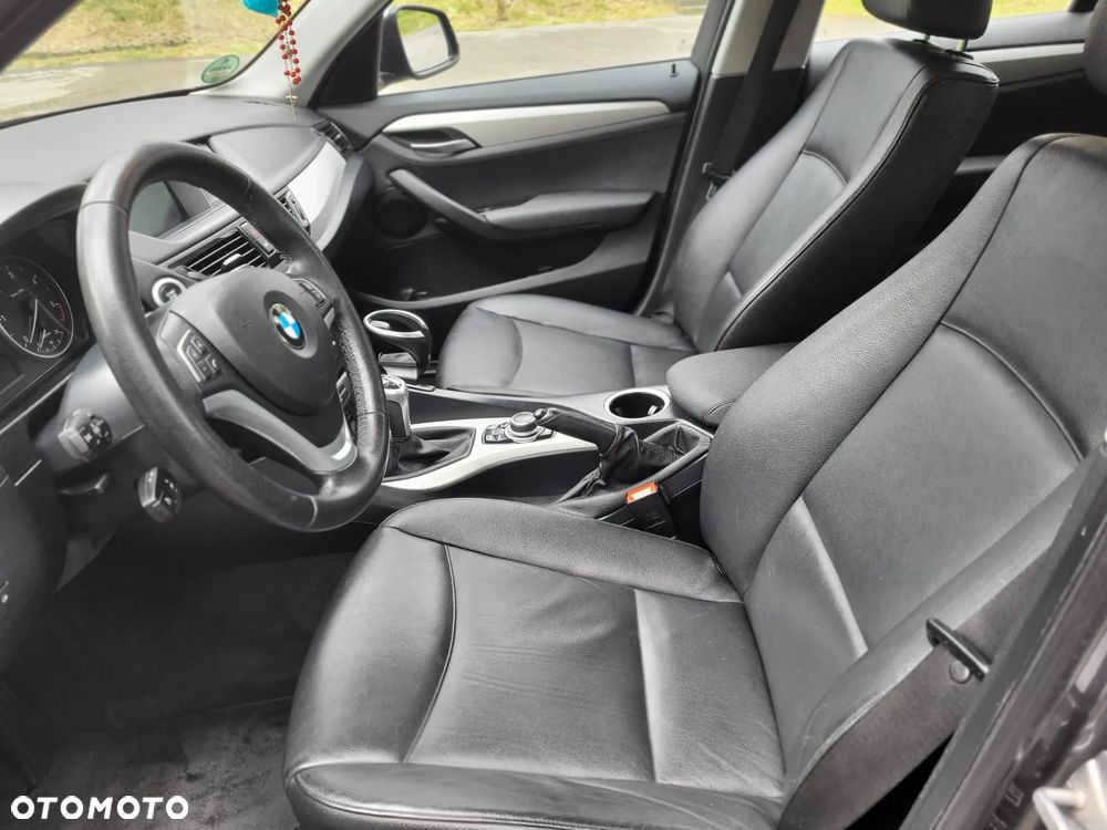 BMW X1 sDrive18d xLine - 14
