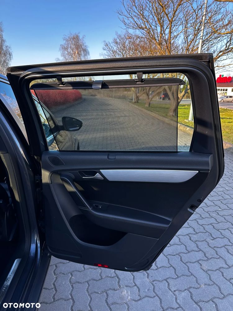 Volkswagen Passat Alltrack 2.0 TDI 4Mot DSG - 11