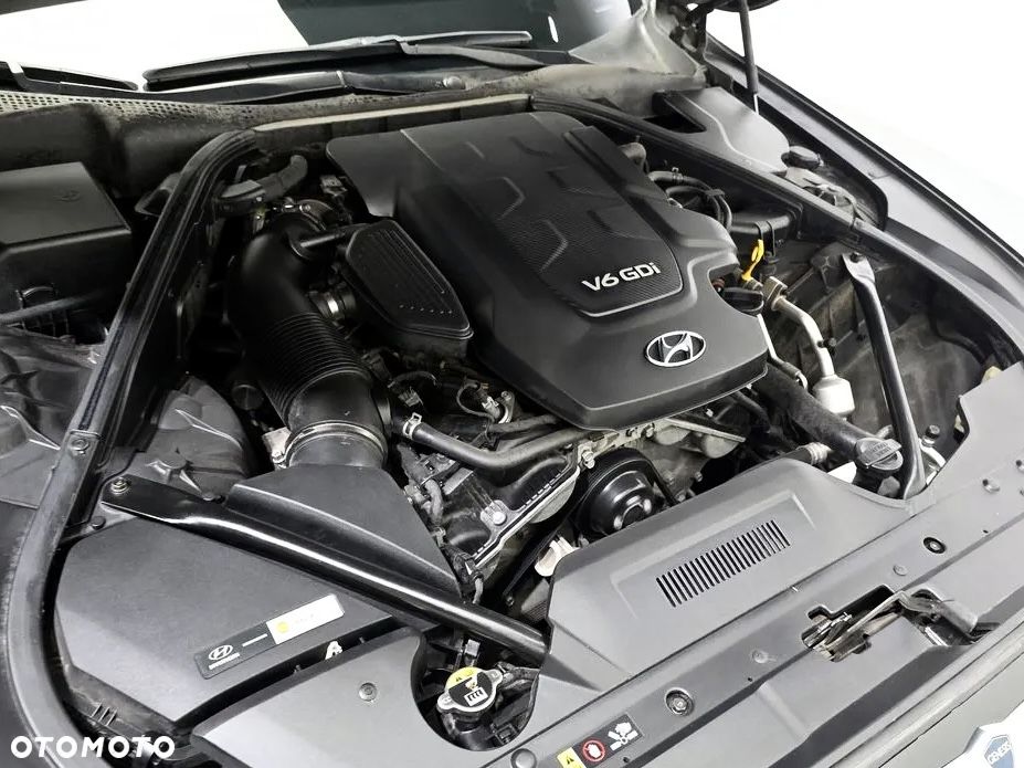 Genesis G80 - 23