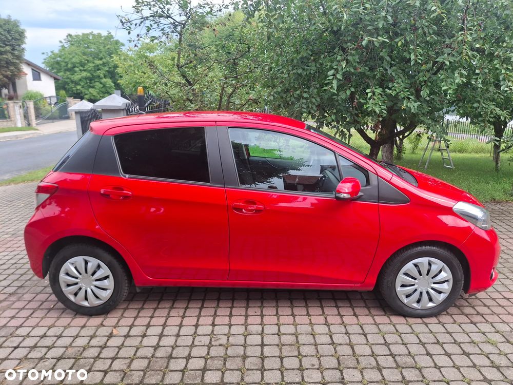 Toyota Yaris 1.33 Selection Platinum - 6