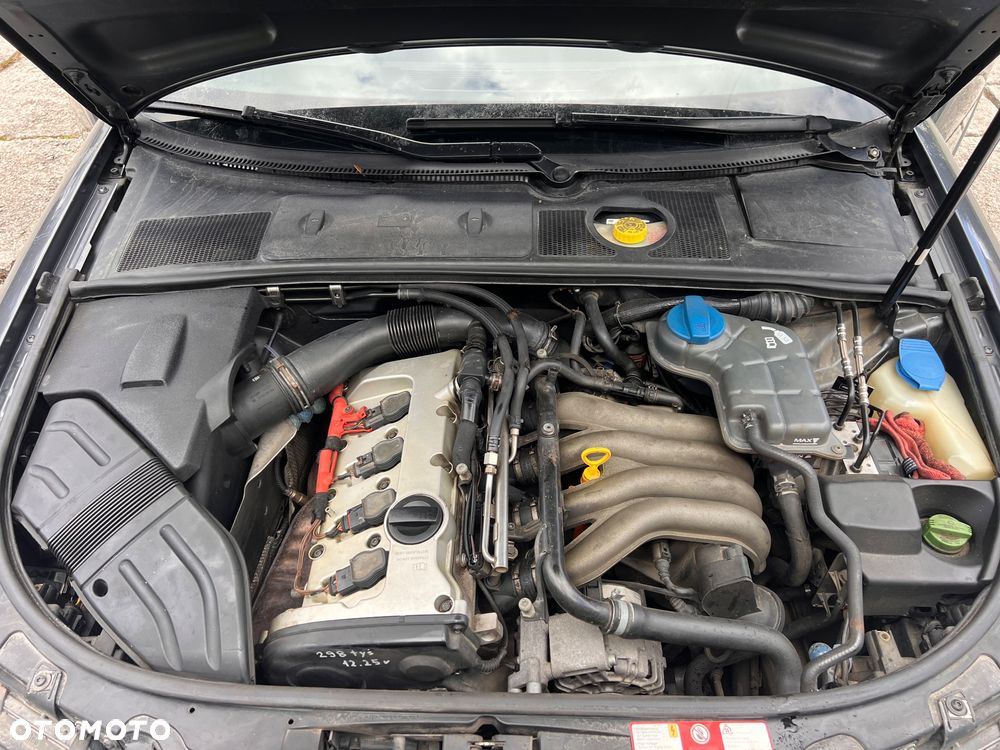 Audi A4 Limousine - 12