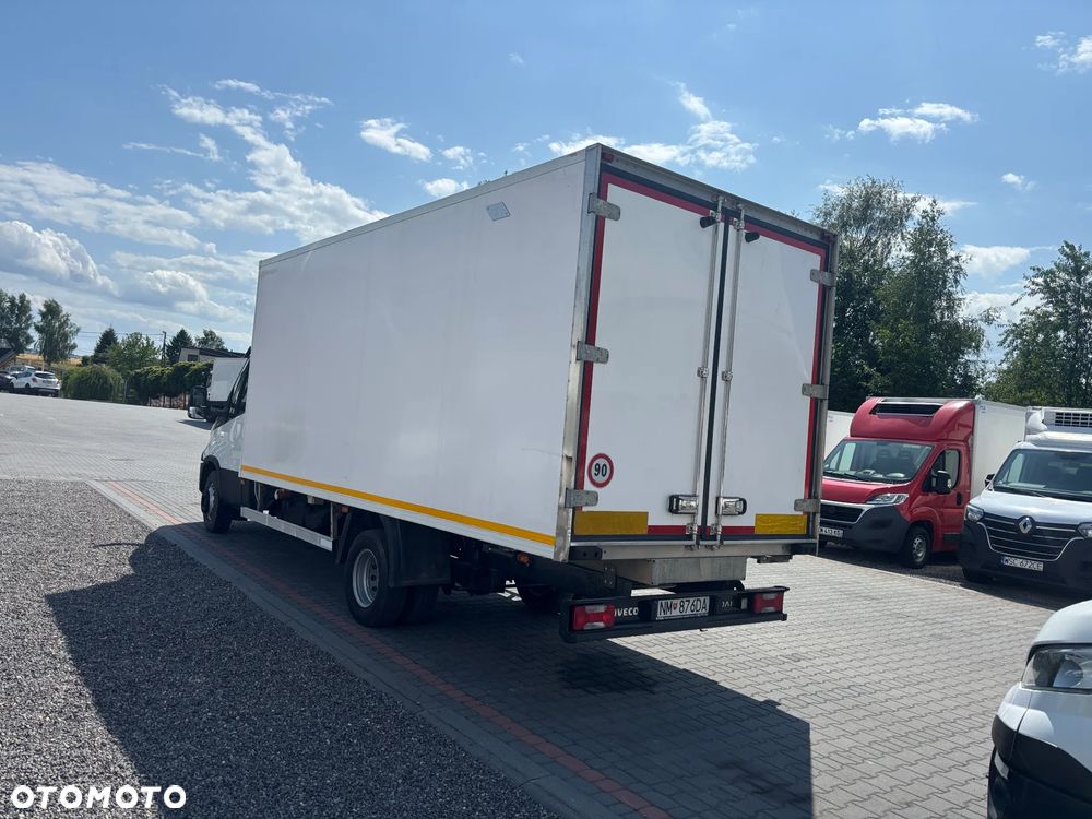 Iveco 70C17,,70C18,,70C15,,72C17,,50C17,,35C17,,35C15 PODWOZIE DO ZABUDOWY  WYWROTKA SKRZYNIA LADUNKOWA KONTENER CHLODNIA 70 SZTUK NA PLACU - 19