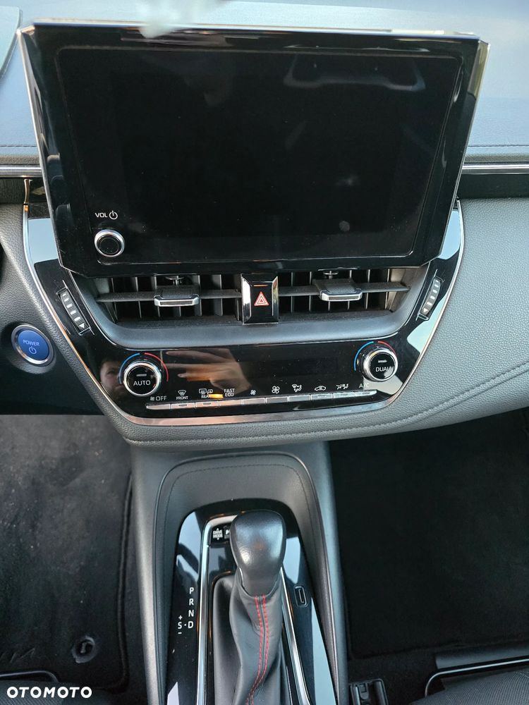 Toyota Corolla 2.0 Hybrid GR Sport - 18