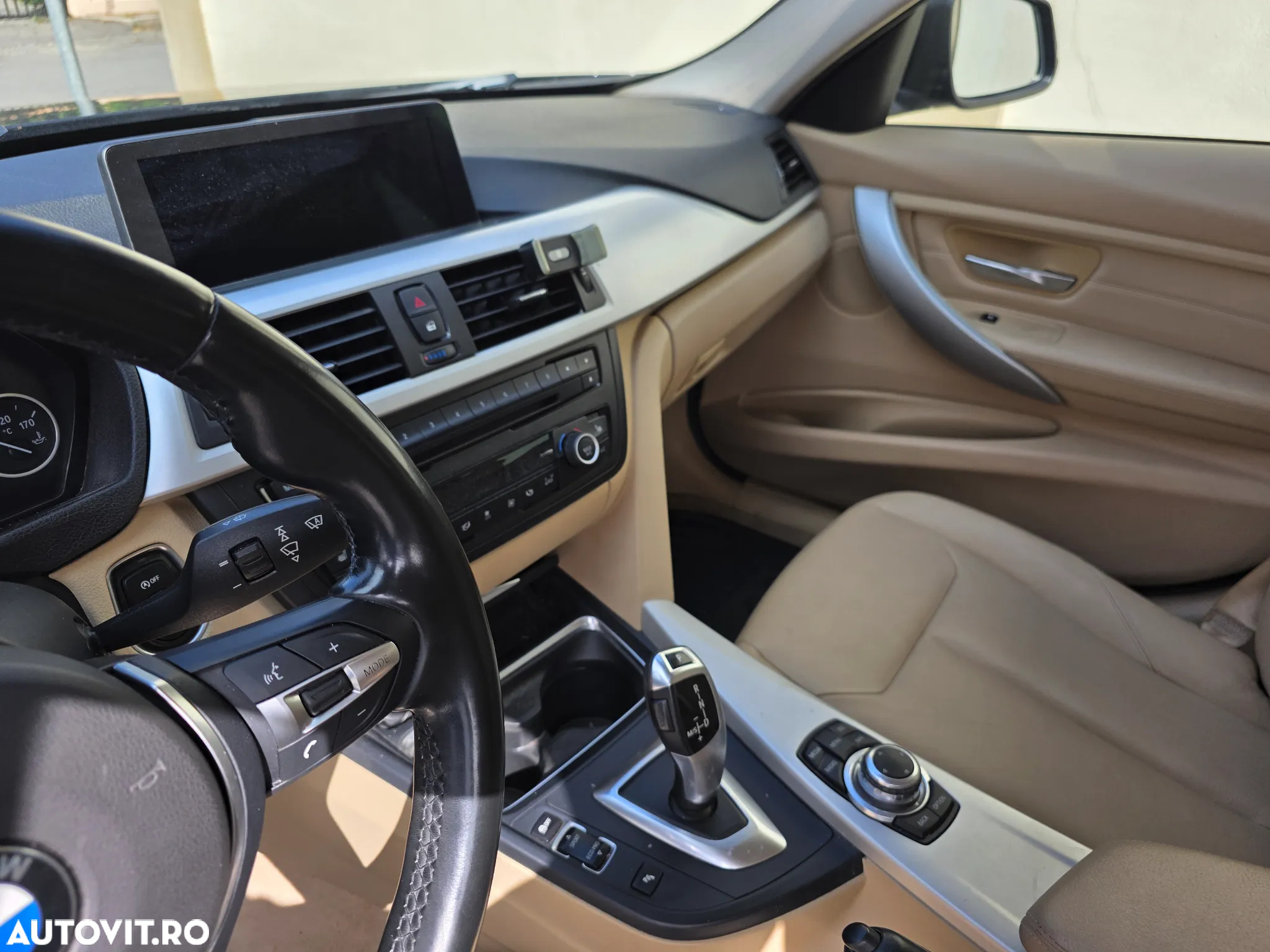 BMW Seria 3 328i xDrive Aut. - 15