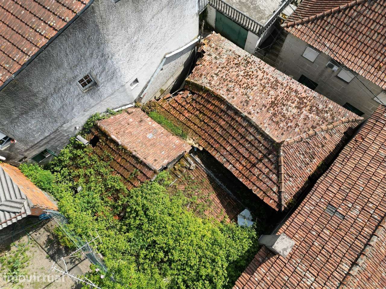 Moradia para Restaurar T2 Venda em Souselo,Cinfães - Grande imagem: 5/18