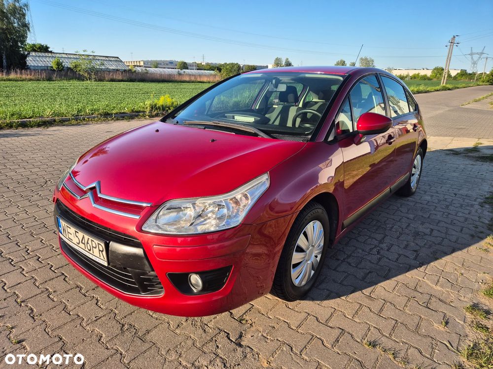 Citroën C4 1.4 16V Impress - 1
