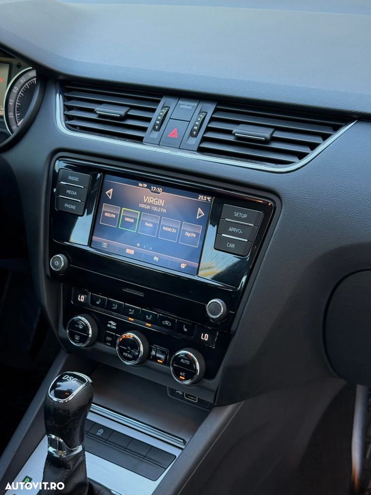 Skoda Octavia 1.6 TDI DSG Ambition - 13