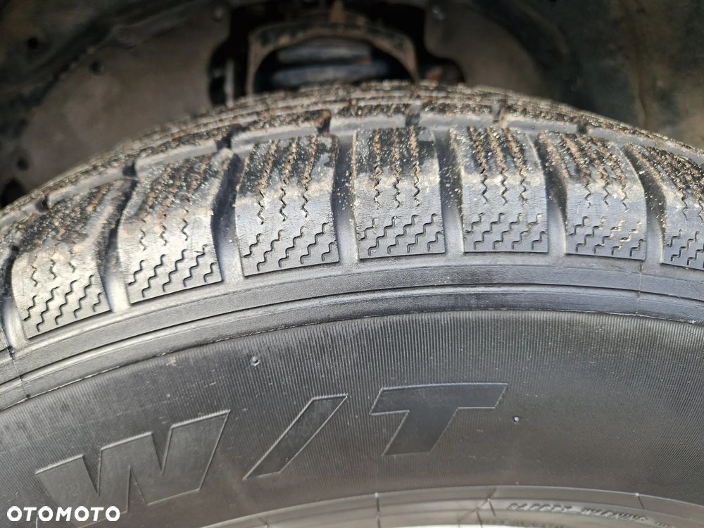 Mitsubishi Pajero Sport - 25