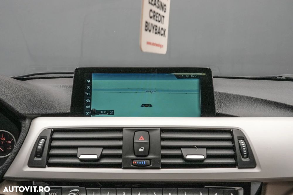 BMW Seria 3 330e iPerformance AT Luxury Line Purity - 26