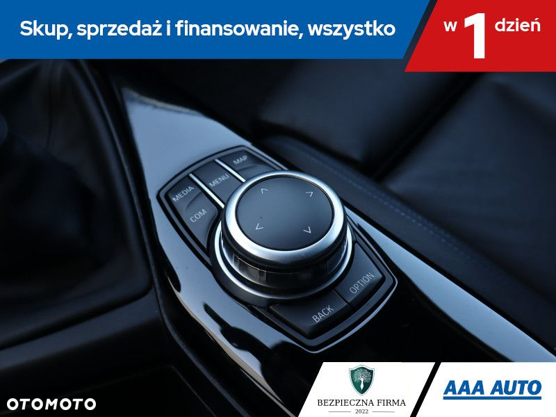 BMW Seria 1 - 17