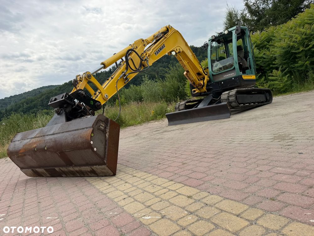 Yanmar VIO80-1A Koparka Gąsienicowa 8 ton jak Nowa z Salonu 2015 rok. KLIMATYZACJA. Łyżka skarpowa Hydrauliczna.  Szybko-złącze lenhoff hydrauliczne. Yanmar silnik 4 cylindry! Maszyna z Norwegii. Własna Pompa do tankowania ON. ani deka luzów i wycieków! OKAZJA Linia Hydr. Plus. Długie ramię PLUS. Oświetlenie LED. Wielka Okazja! Pełne sterowanie z dżojstików!! - 1
