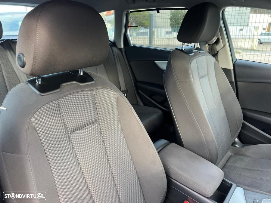 Audi A4 2.0 TDI - 10