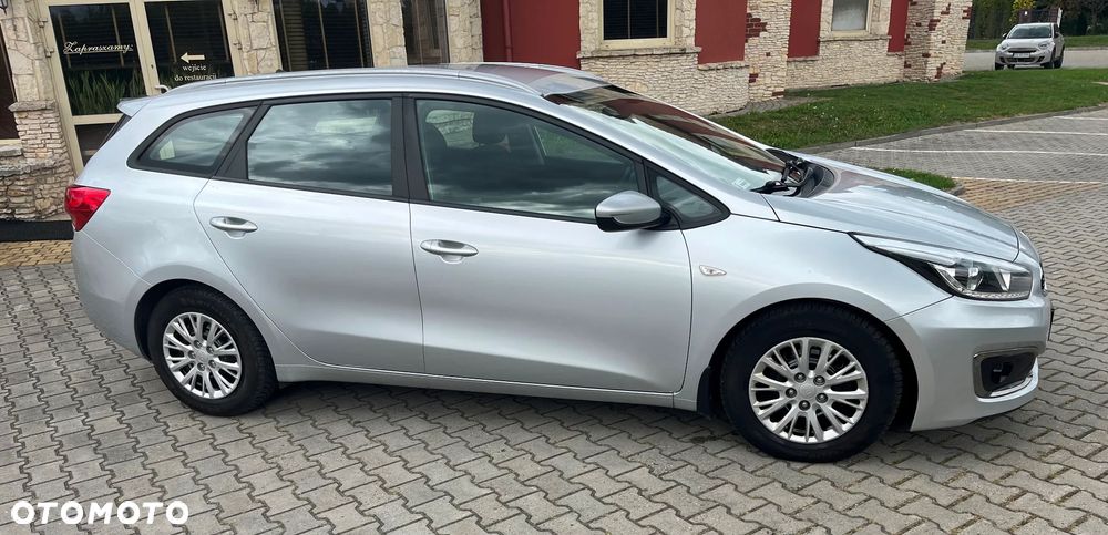 Kia Ceed Cee'd 1.4 CRDi S - 11