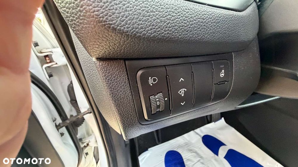 Kia Ceed - 40