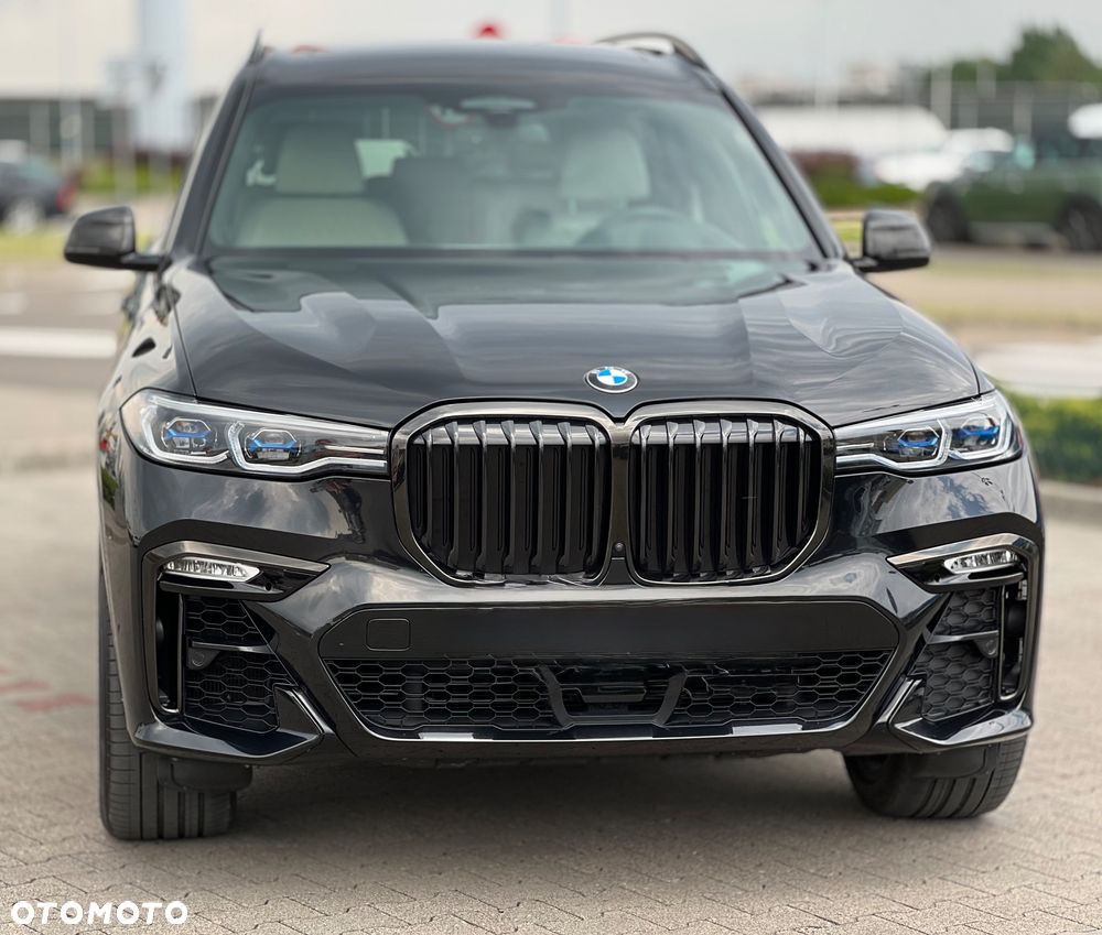 BMW X7 - 6