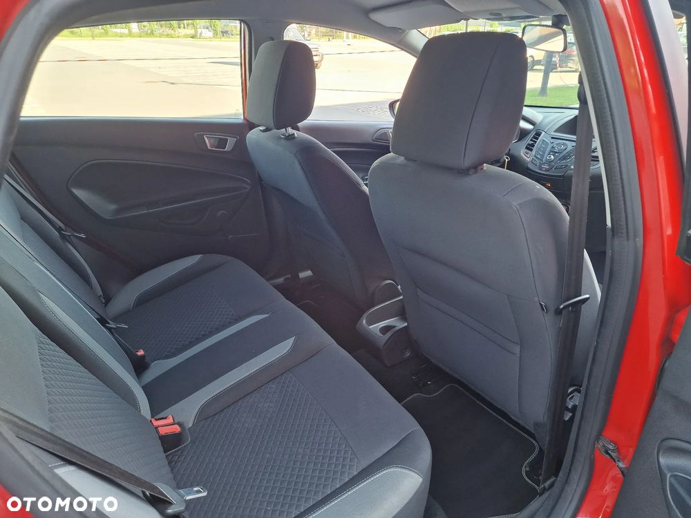 Ford Fiesta - 23