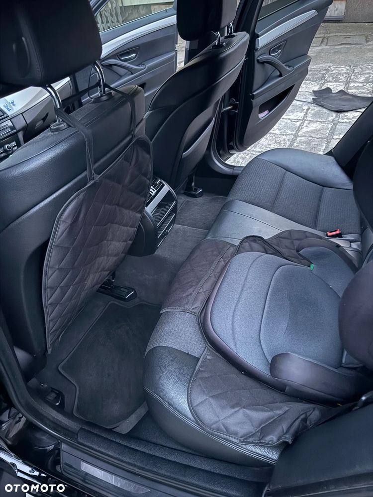BMW Seria 5 530d xDrive - 10