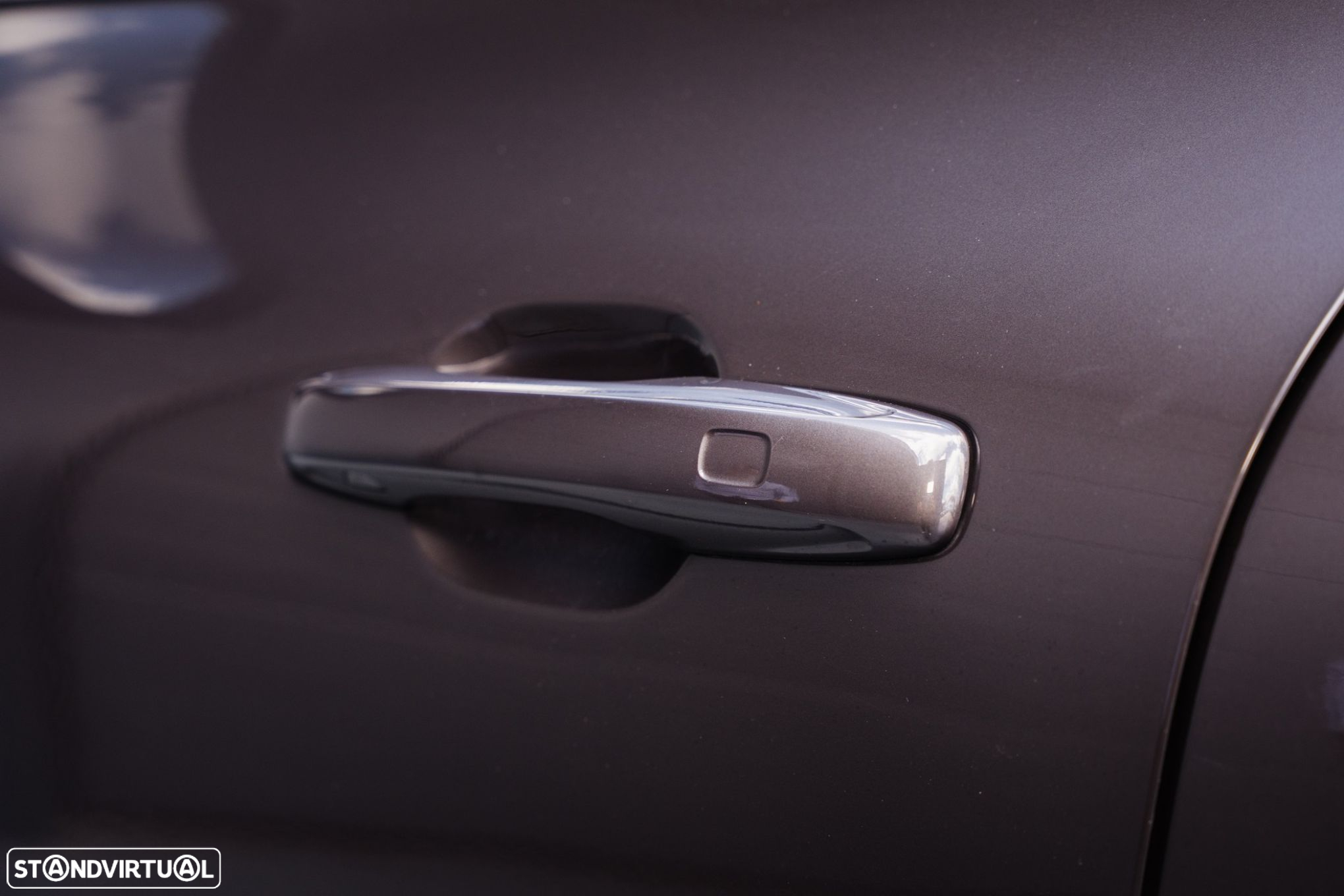 Volvo XC 60 2.0 T6 PHEV R-Design AWD - 39