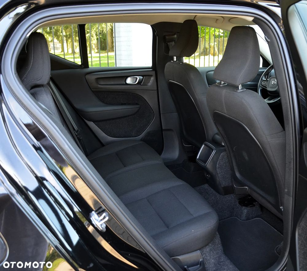 Volvo XC 40 T2 Essential - 16