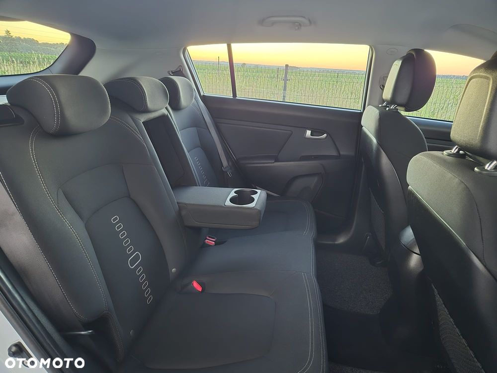 Kia Sportage 1.7 CRDI XL 2WD - 31
