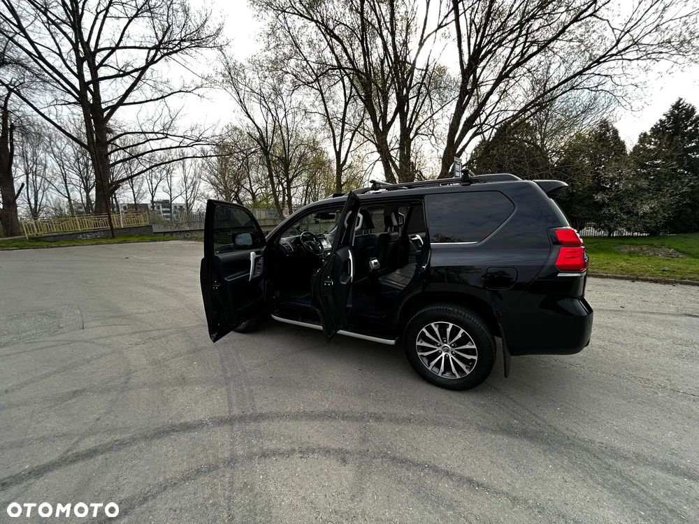 Toyota Land Cruiser LC 2.8 D-4D Executive - 25