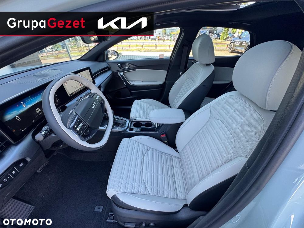 Kia XCeed - 12