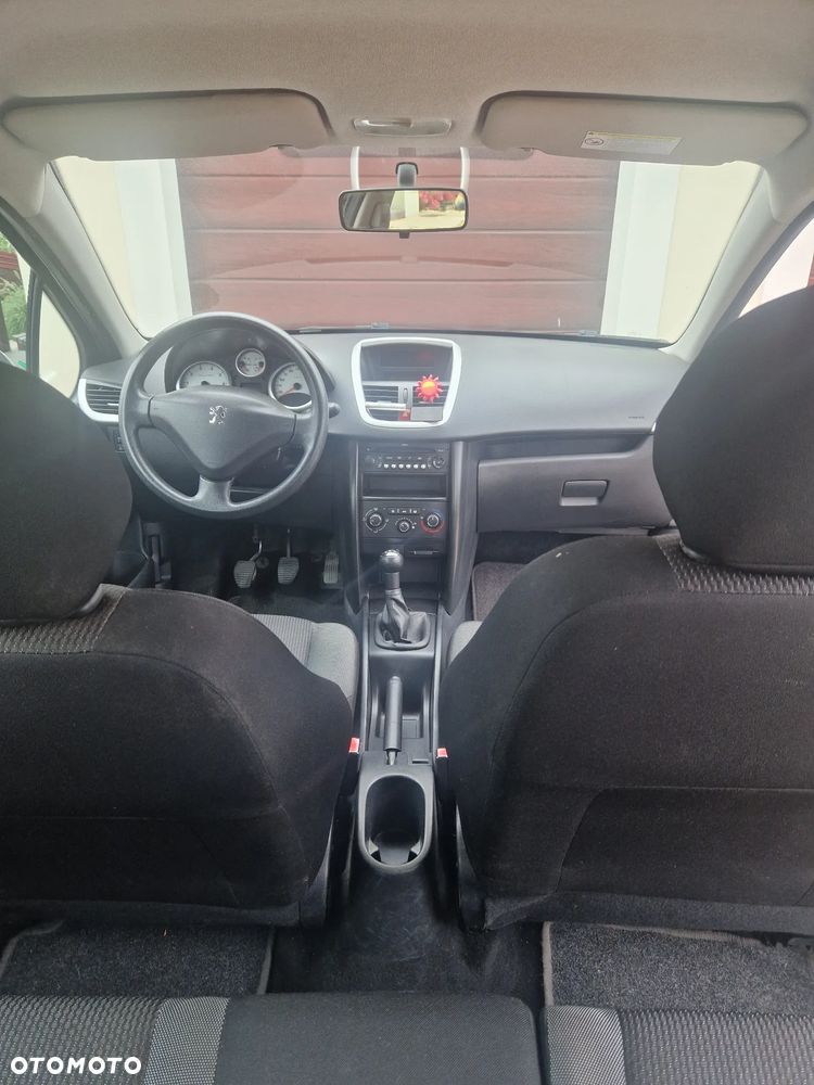 Peugeot 207 1.4 Trendy nICE - 21