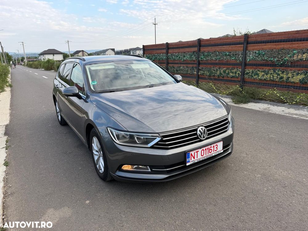 Volkswagen Passat 2.0 TDI DSG (BlueMotion Technology) Comfortline - 3