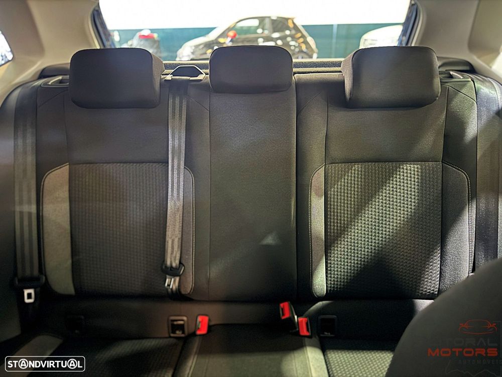 VW Polo 1.0 TSI Urban DSG - 37