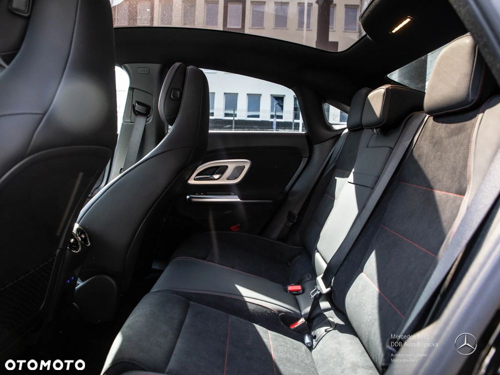 Mercedes-Benz CLA 250+ 85kWh - 12
