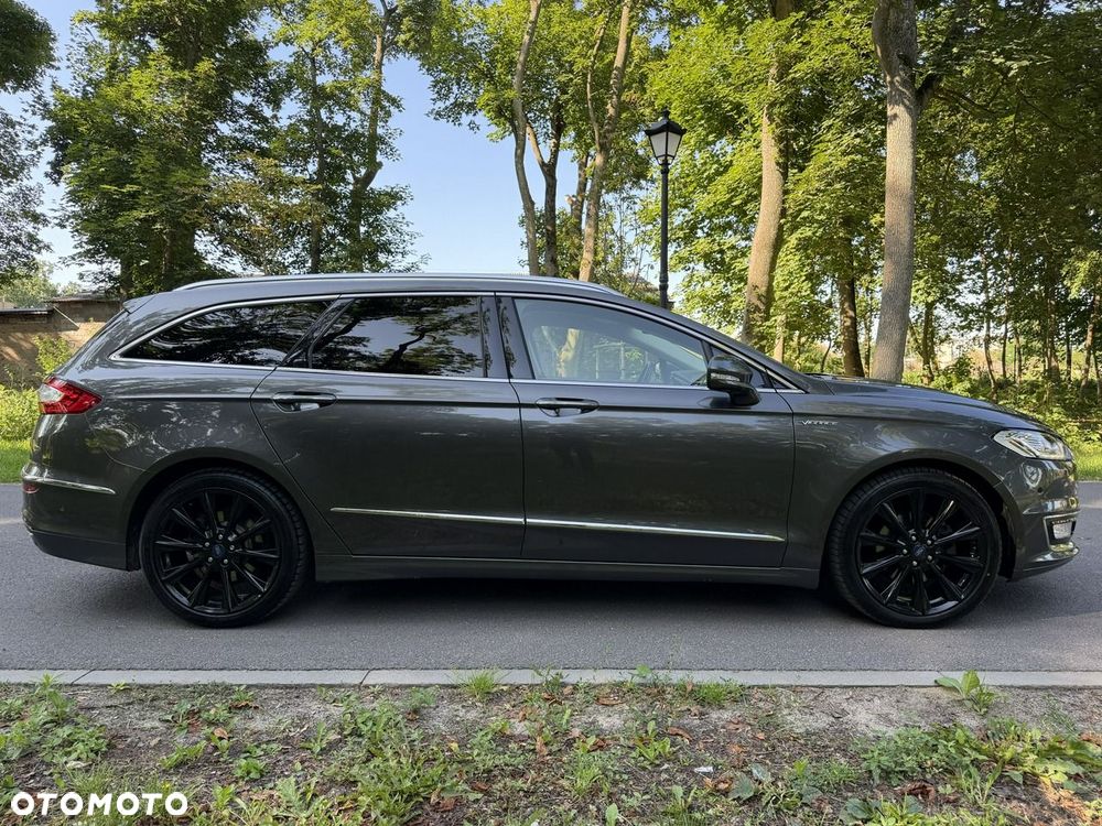 Ford Mondeo - 12