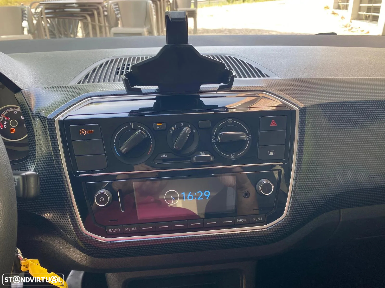 VW Up! 1.0 BMT Move - 13