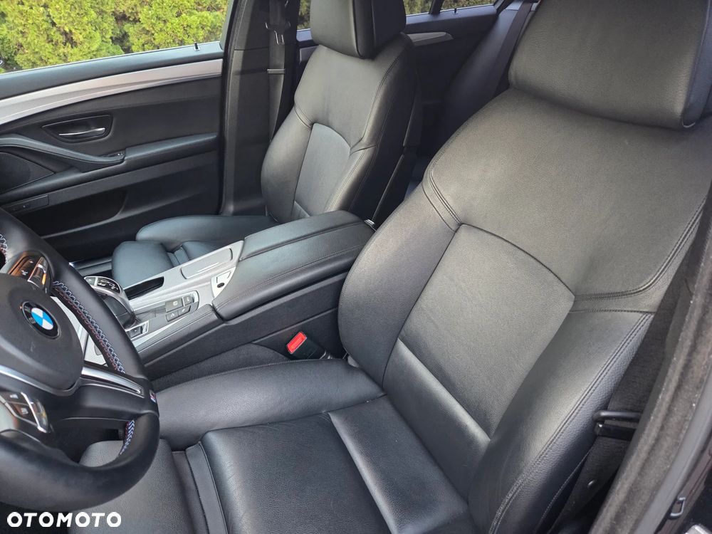 BMW Seria 5 530d xDrive Luxury Line - 40