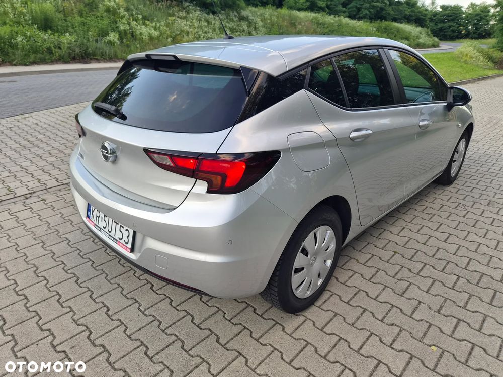Opel Astra - 11