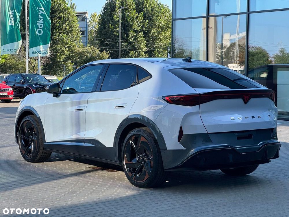 Cupra Tavascan - 9