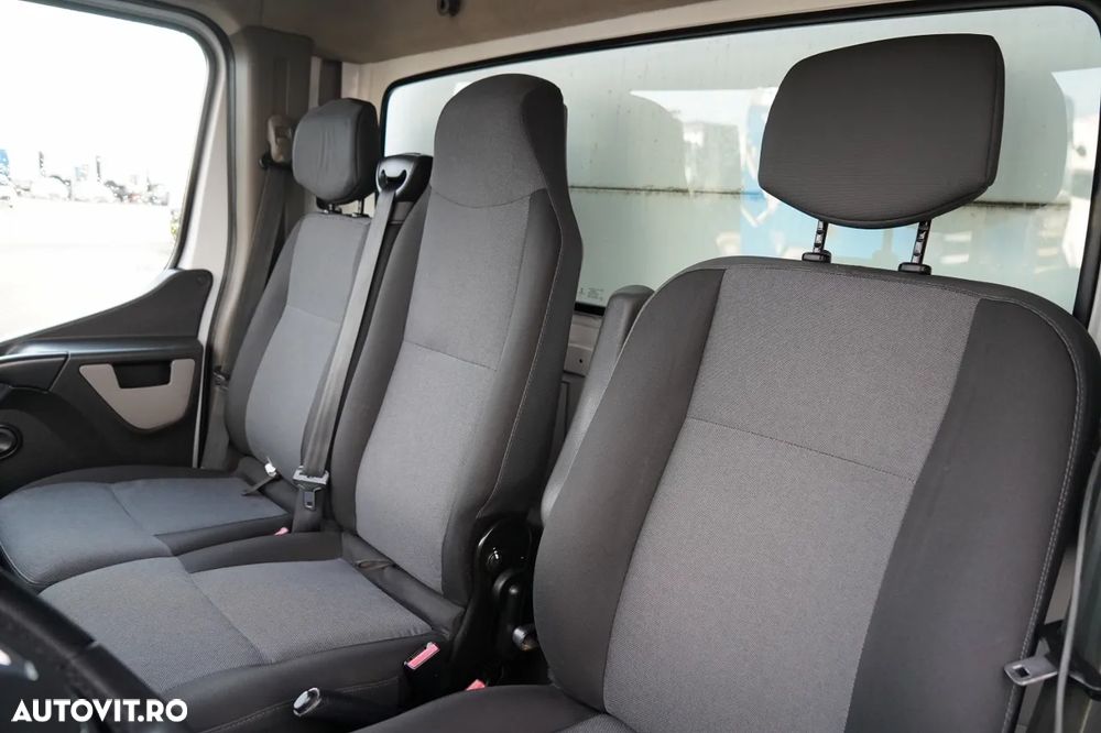 Renault MASTER / BASCULATOR SPATE / 3 LOCURI / DOUĂ TRANSMISII / MANUALĂ / IMPORTATĂ / - 29