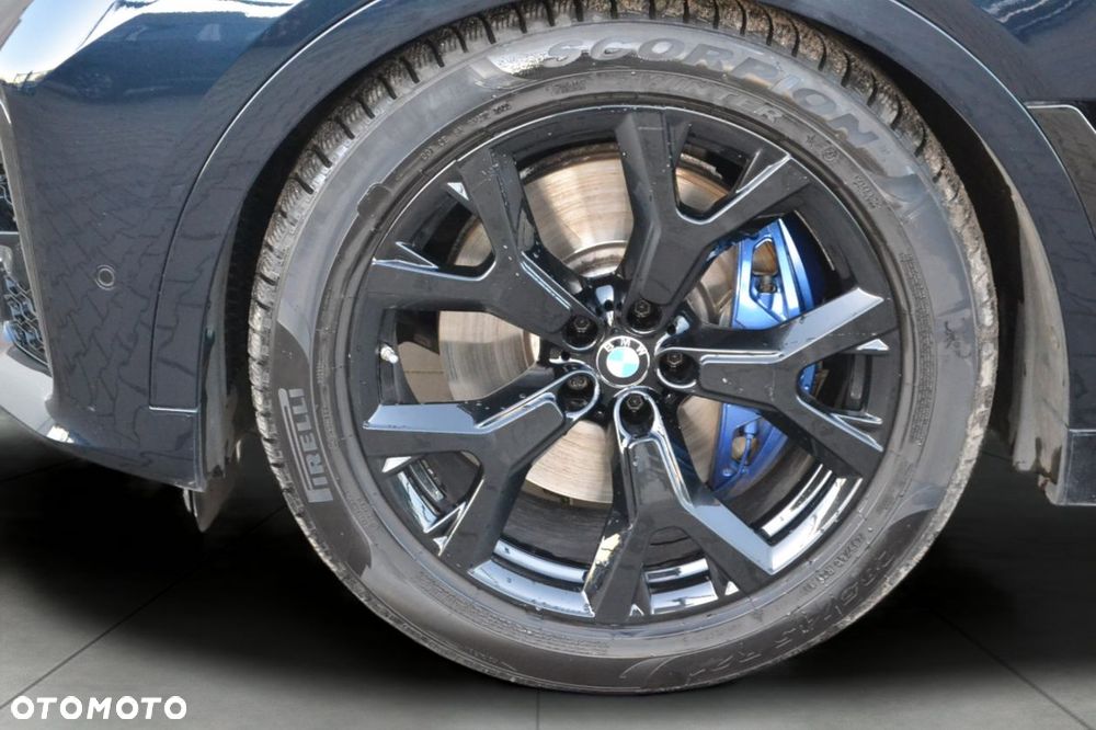 BMW X7 M50i sport - 6
