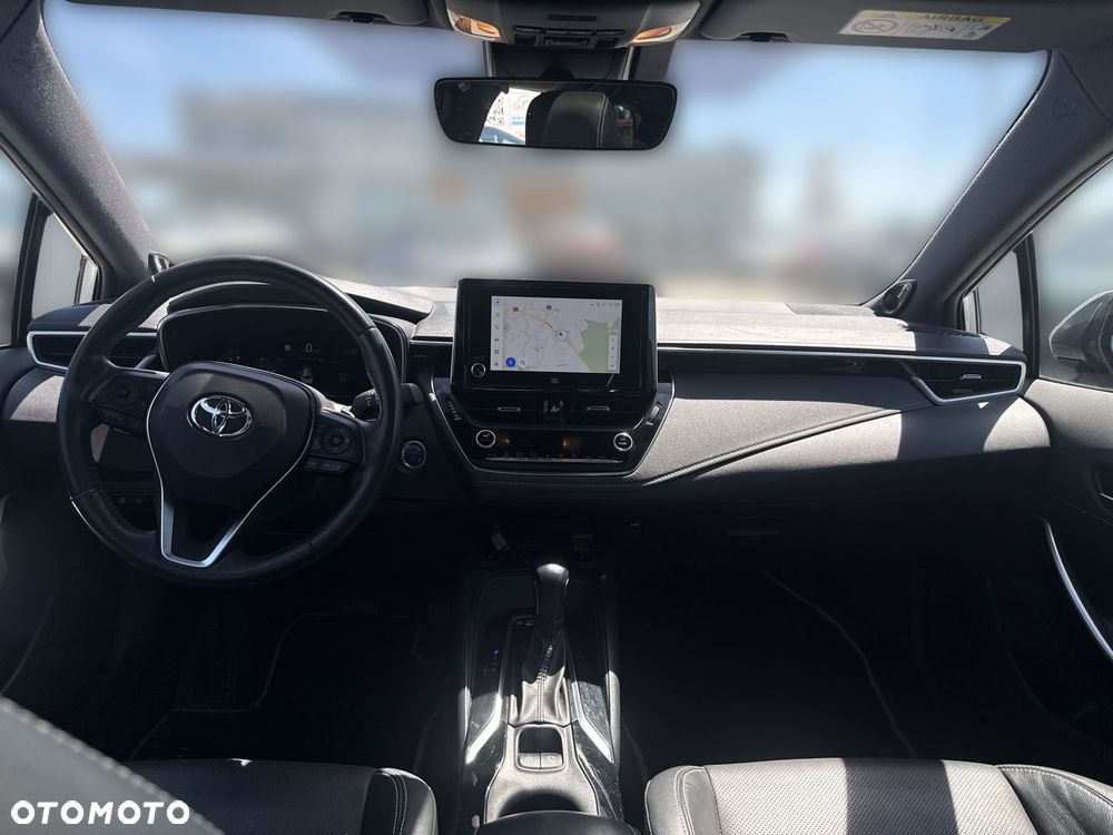 Toyota Corolla - 12