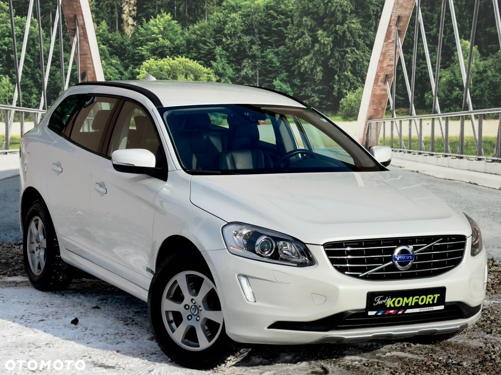 Volvo XC 60 D4 AWD Geartronic Summum - 3